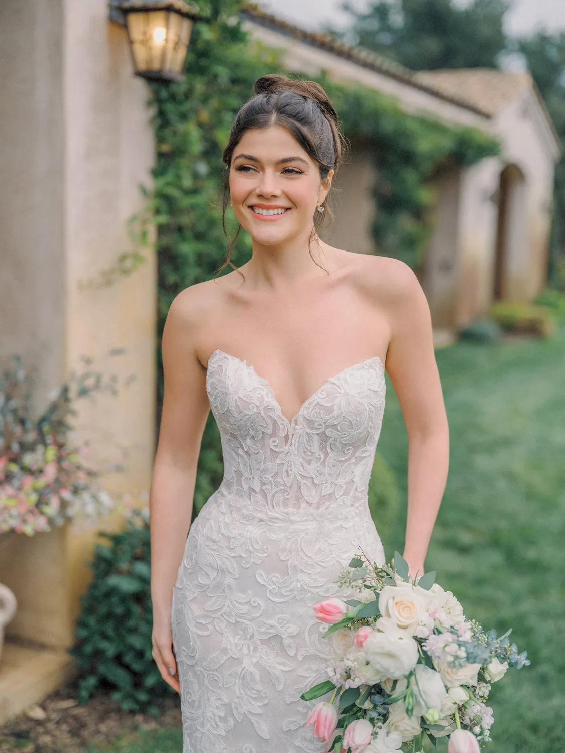 Allure Romance R3971 brudekjole Ivory Nude sheath
