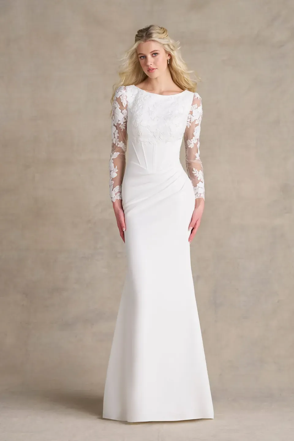 Allure Modest M801NC brudekjole Ivory med lange ærmer