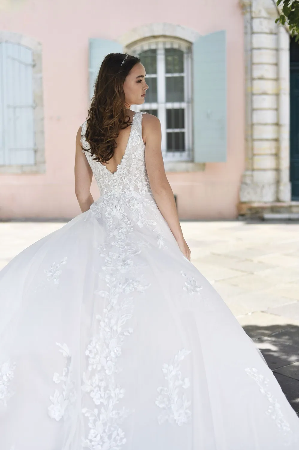 Bella by Eglantine BEL22505 brudekjole