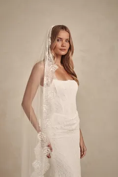 Made With Love Bridal Alice brudeslør chantilly blonde
