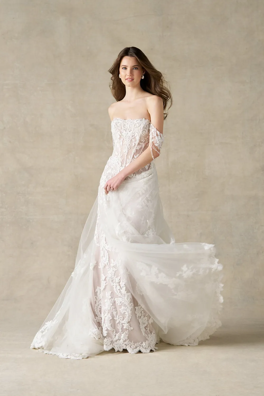 Allure Bridal A1478T aftageligt brudeslæb ivory