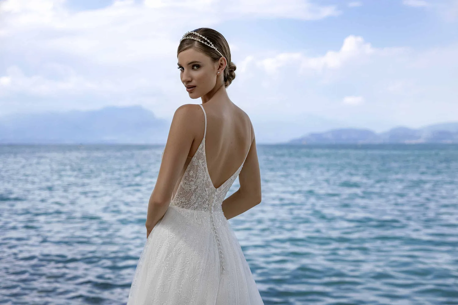 Bella by Eglantine BEL22403 brudekjole