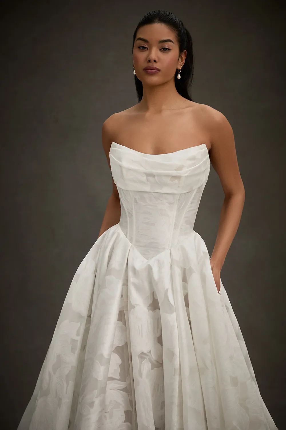 Allure Bridal Madison James MJ1278 Catalina brudekjole mocha