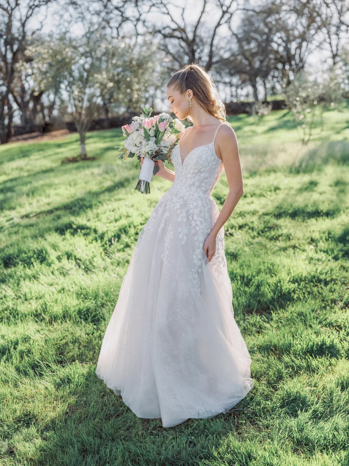 Allure Bridal Allure Romance R3974NC brudekjole Nude/Ivory blonde A-form
