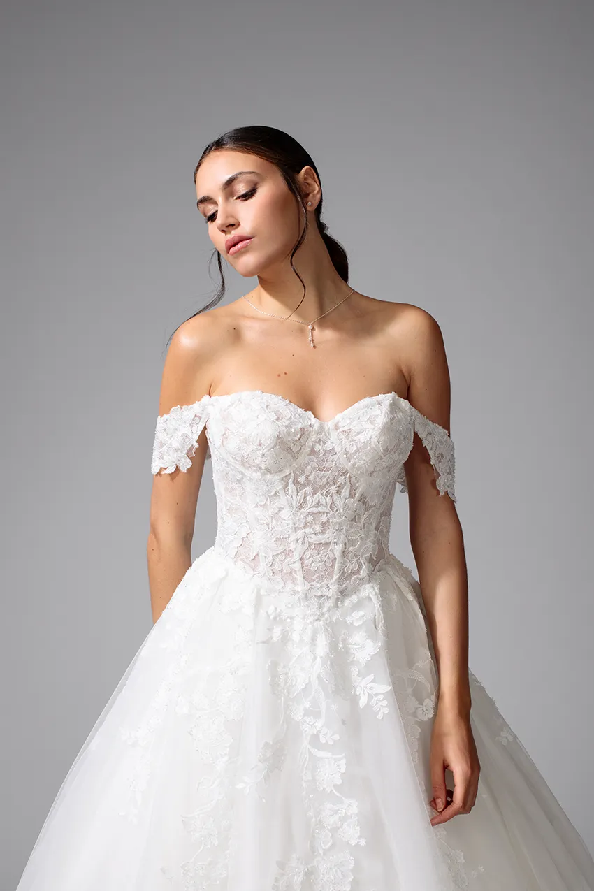 Bella by Eglantine BEL22701 brudekjole – prinsessesnit