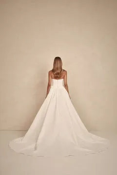 Made With Love Francesca overskørt blonde