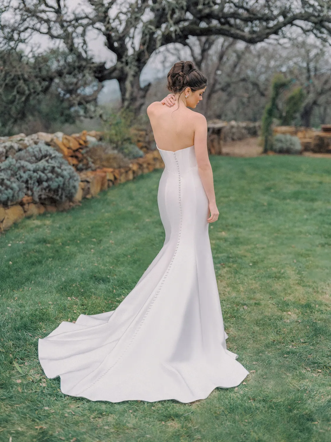 Allure Bridal R3981 brudekjole ivory mikado fit-and-flare