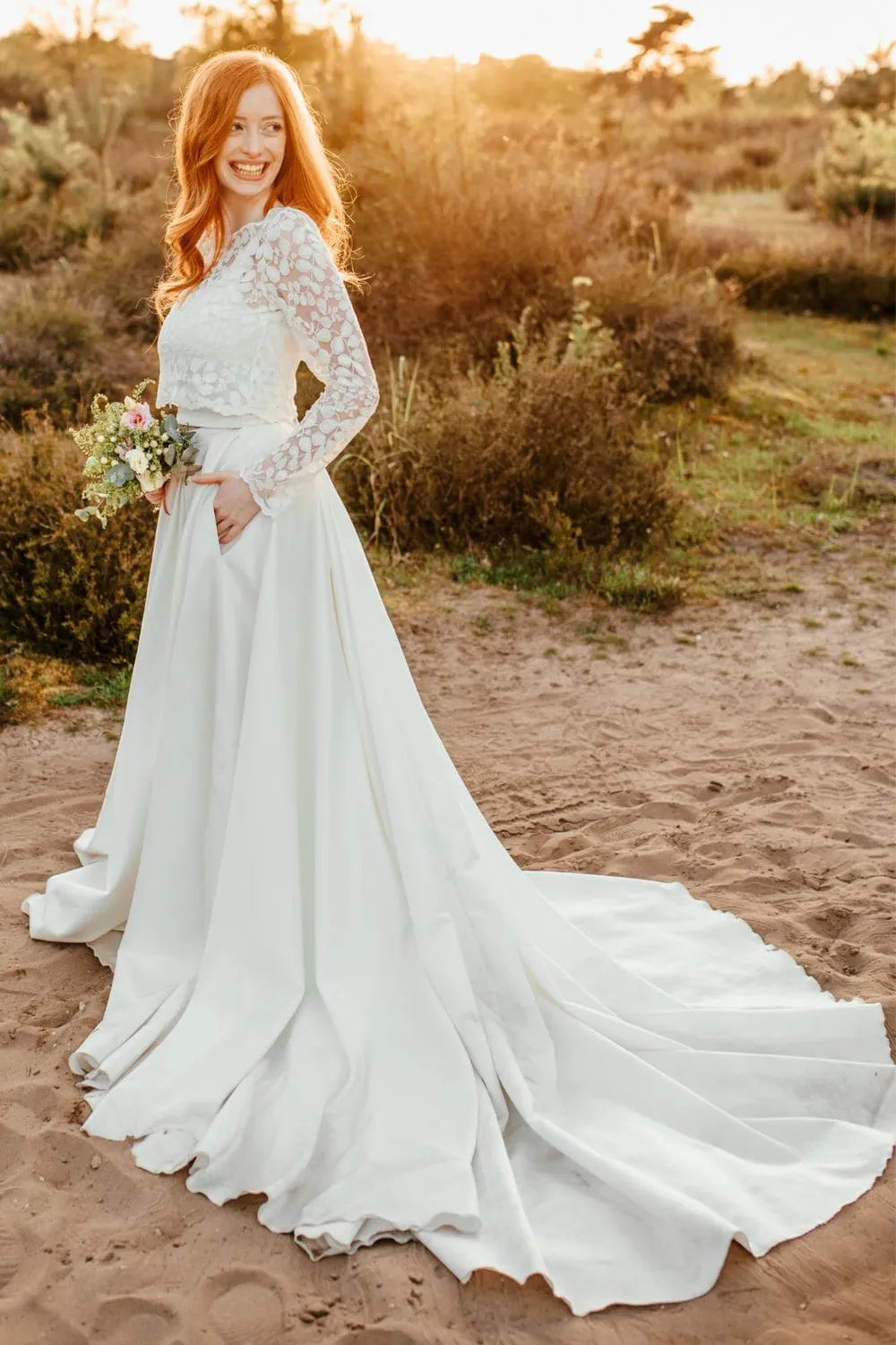 Sanna Lindström Sköldpadda lang ivory satin nederdel str. 32–54