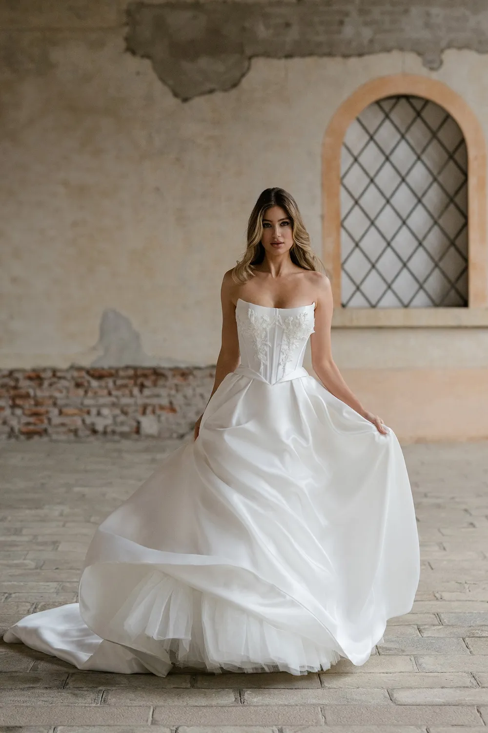 Allure Bridal Abella E618 Celeste brudekjole ivory
