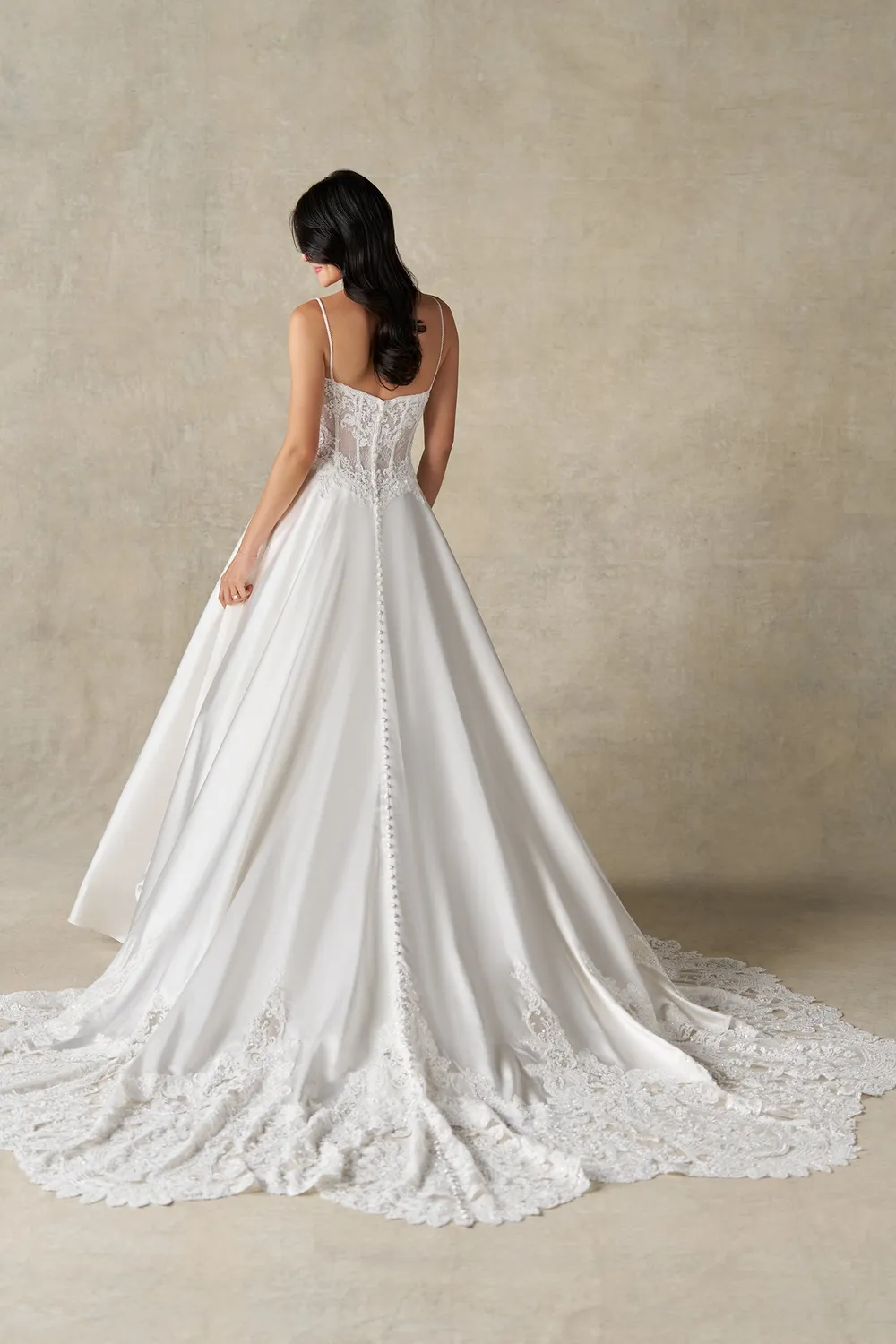 Allure A1494 brudekjole ivory satin A-facon