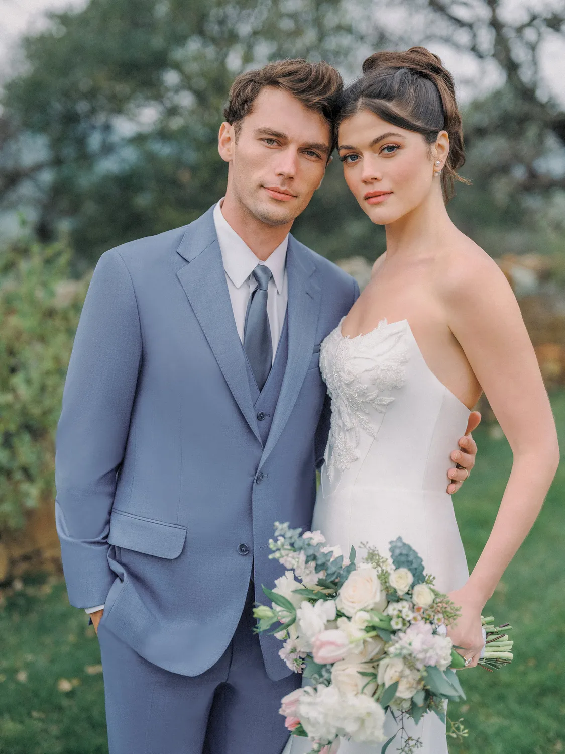 Allure Bridal R3981 brudekjole ivory mikado fit-and-flare