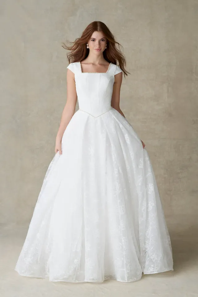 Allure Modest M800NC brudekjole ivory blonde A-line