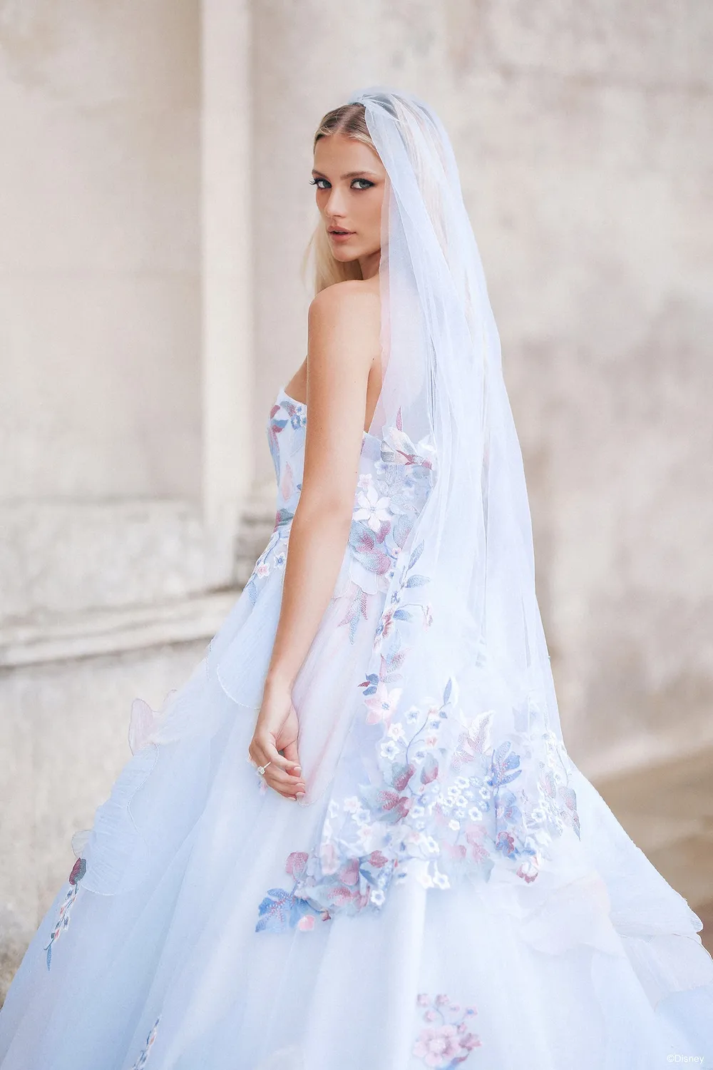 Allure Bridal Disney Platinum DV56 Rapunzel brudeslør