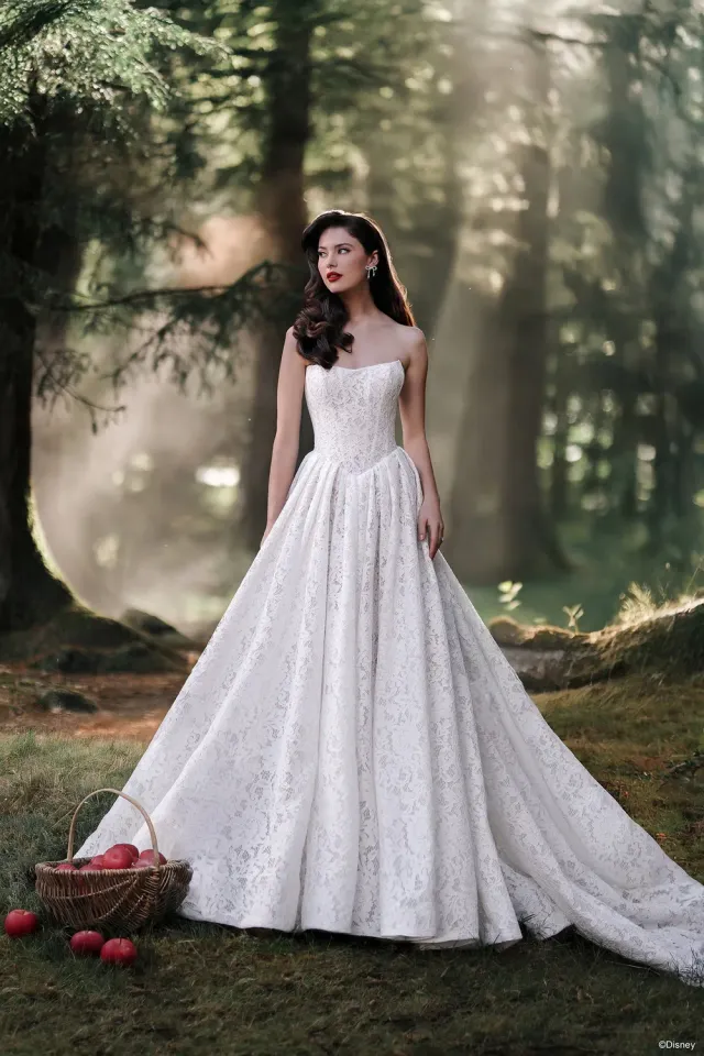 Allure Bridal Disney D467 Snow White brudekjole mocha blonde