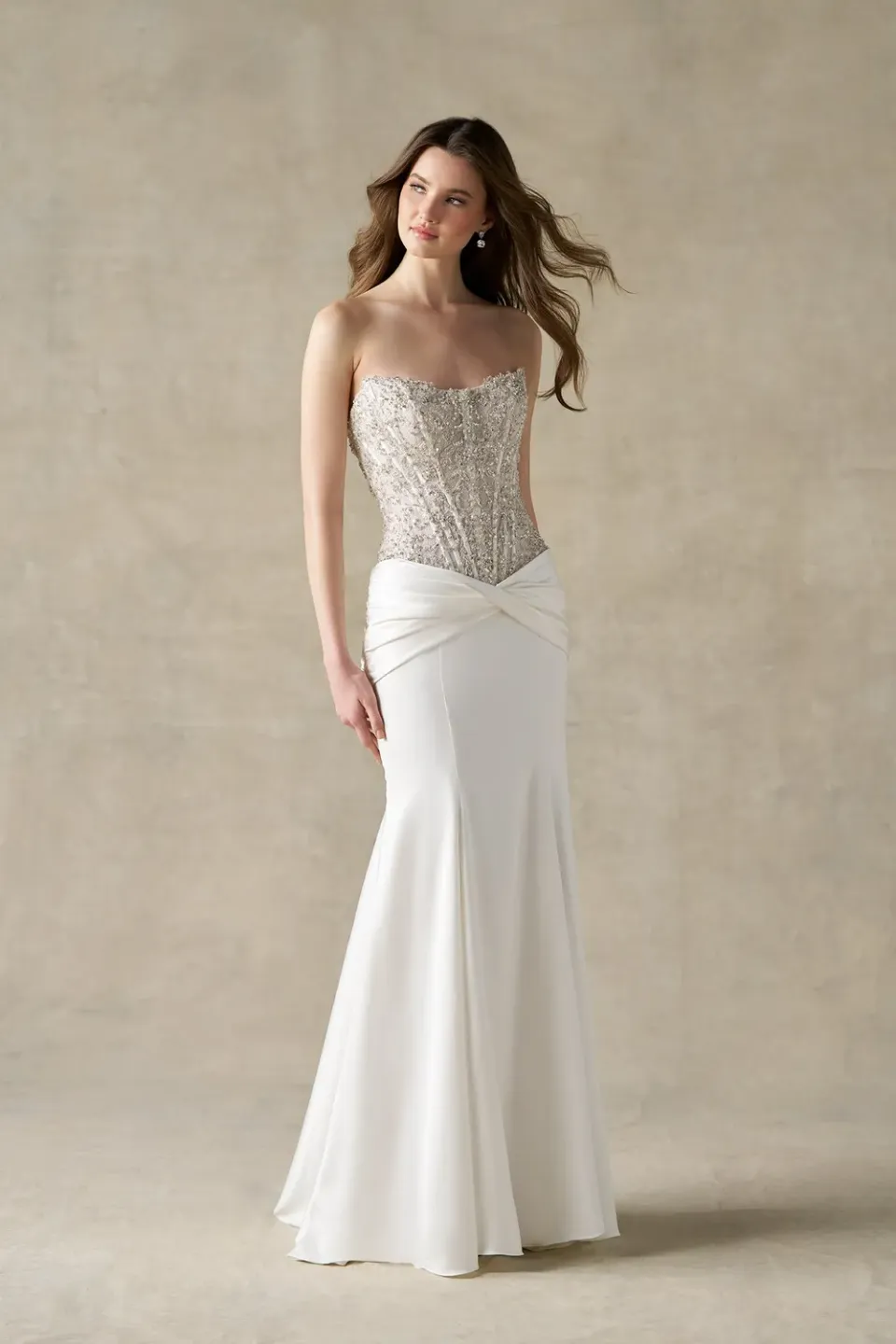 Allure A1491 brudekjole ivory satin fit-flare