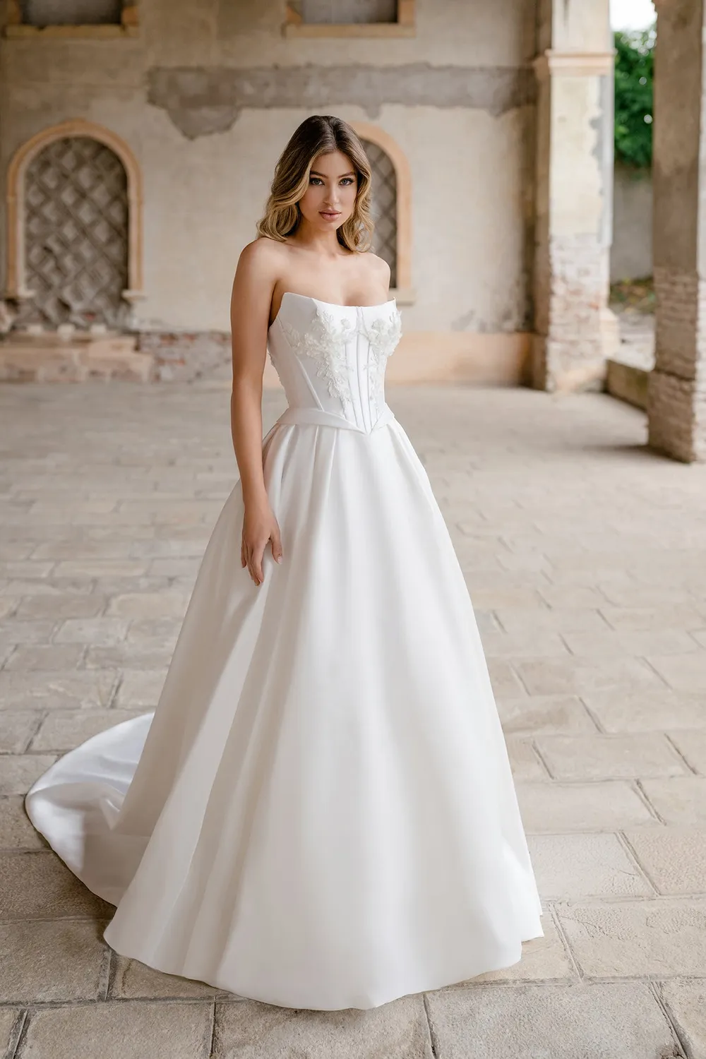Allure Bridal Abella E618 Celeste brudekjole ivory