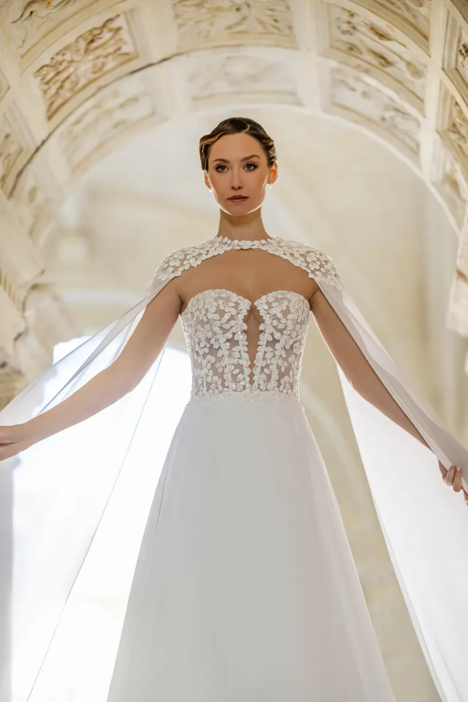 Bella by Eglantine Robe de mariée BEL22637 brudekjole