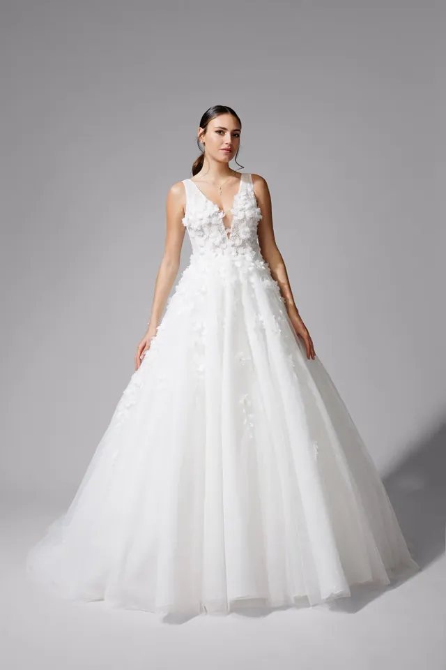 Bella by Eglantine BEL22705 brudekjole prinsesse ivory
