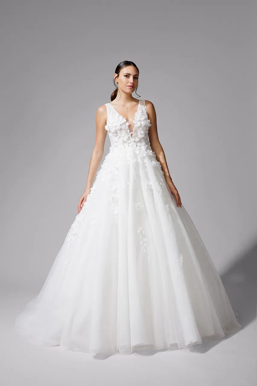 Bella by Eglantine BEL22705 brudekjole prinsesse ivory