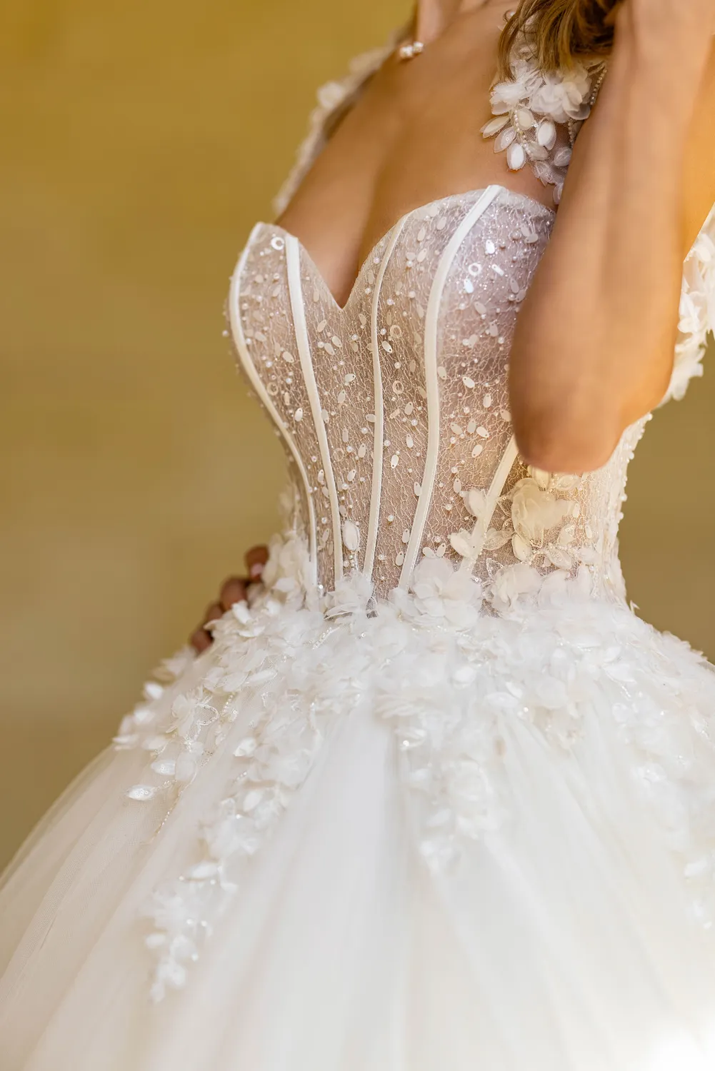 Bella by Eglantine BEL22634 brudekjole