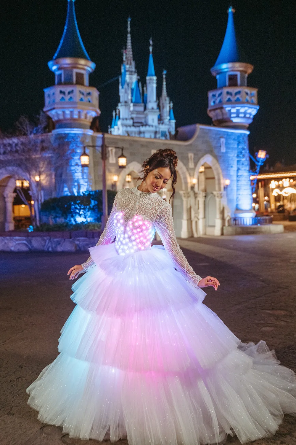 Allure Bridal Disney DP459 brudekjole med lys