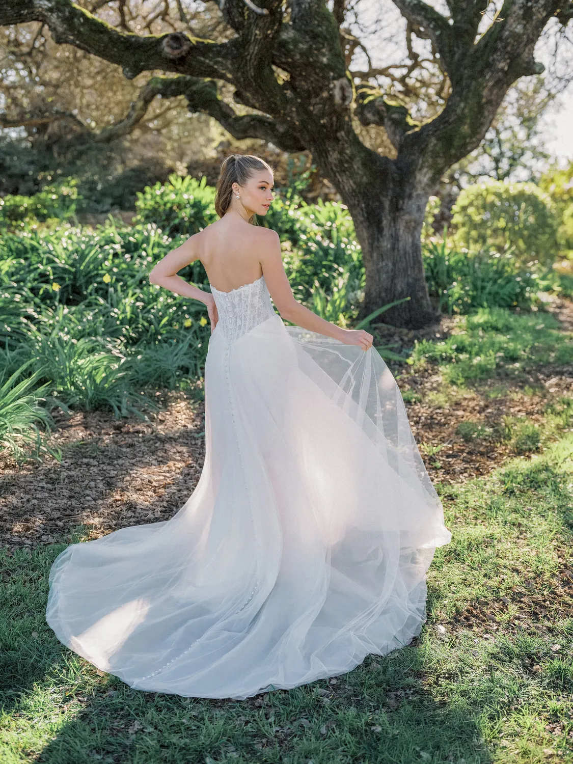 Allure Bridal Allure Romance R3985 brudekjole sand/champagne tyl