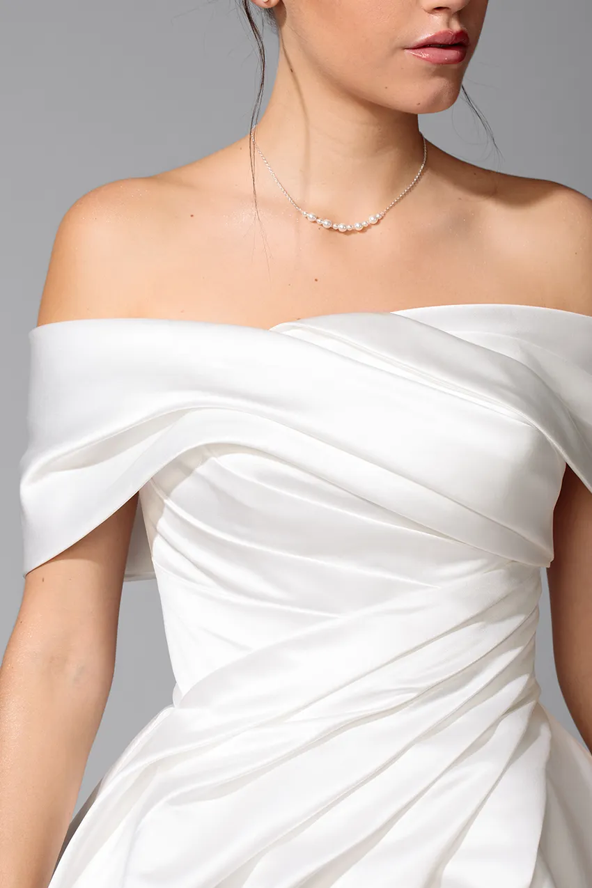 Bella by Eglantine BEL22735 brudekjole satin ivory eller hvid