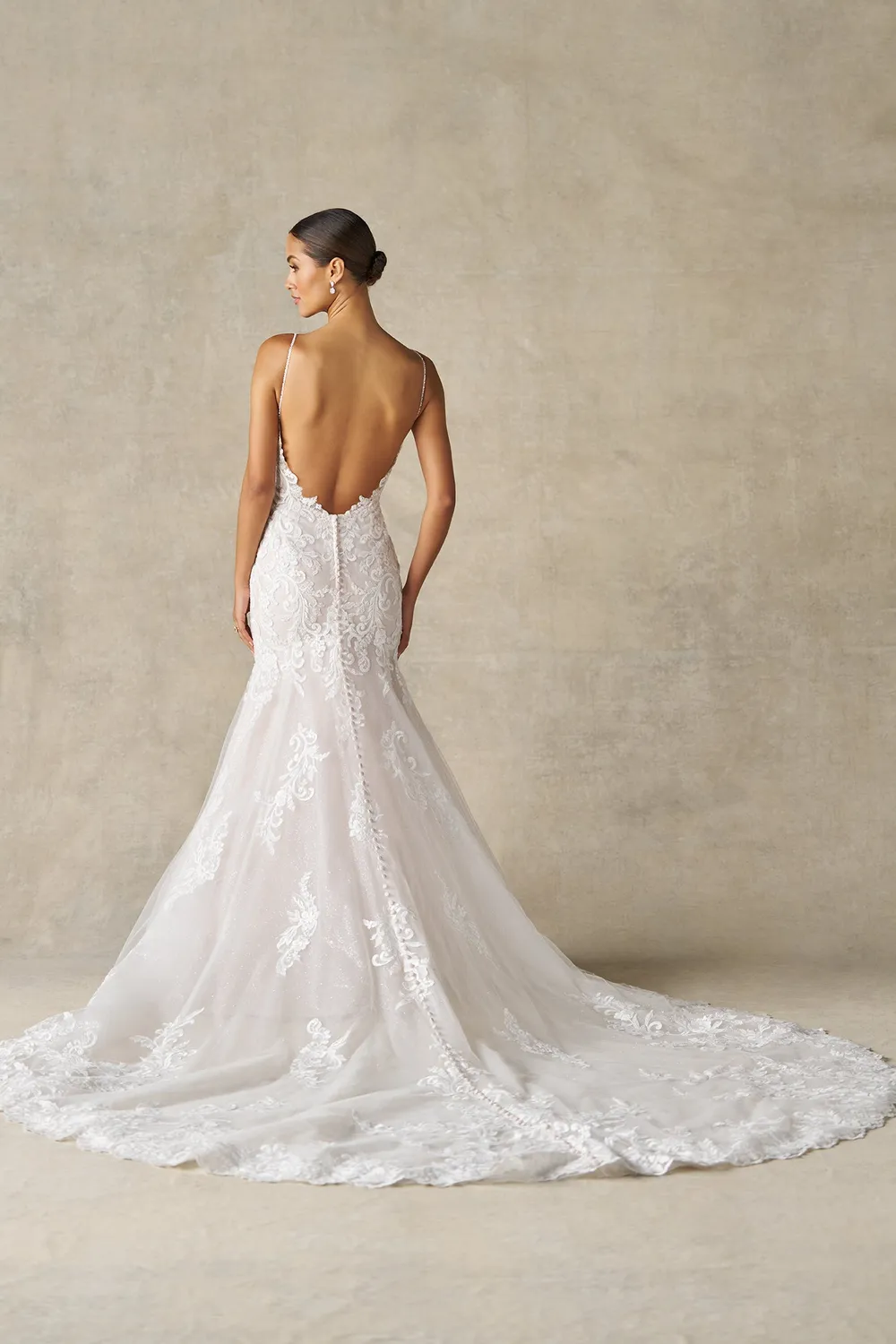 Allure Bridals A1475 brudekjole Champagne Ivory glimmer