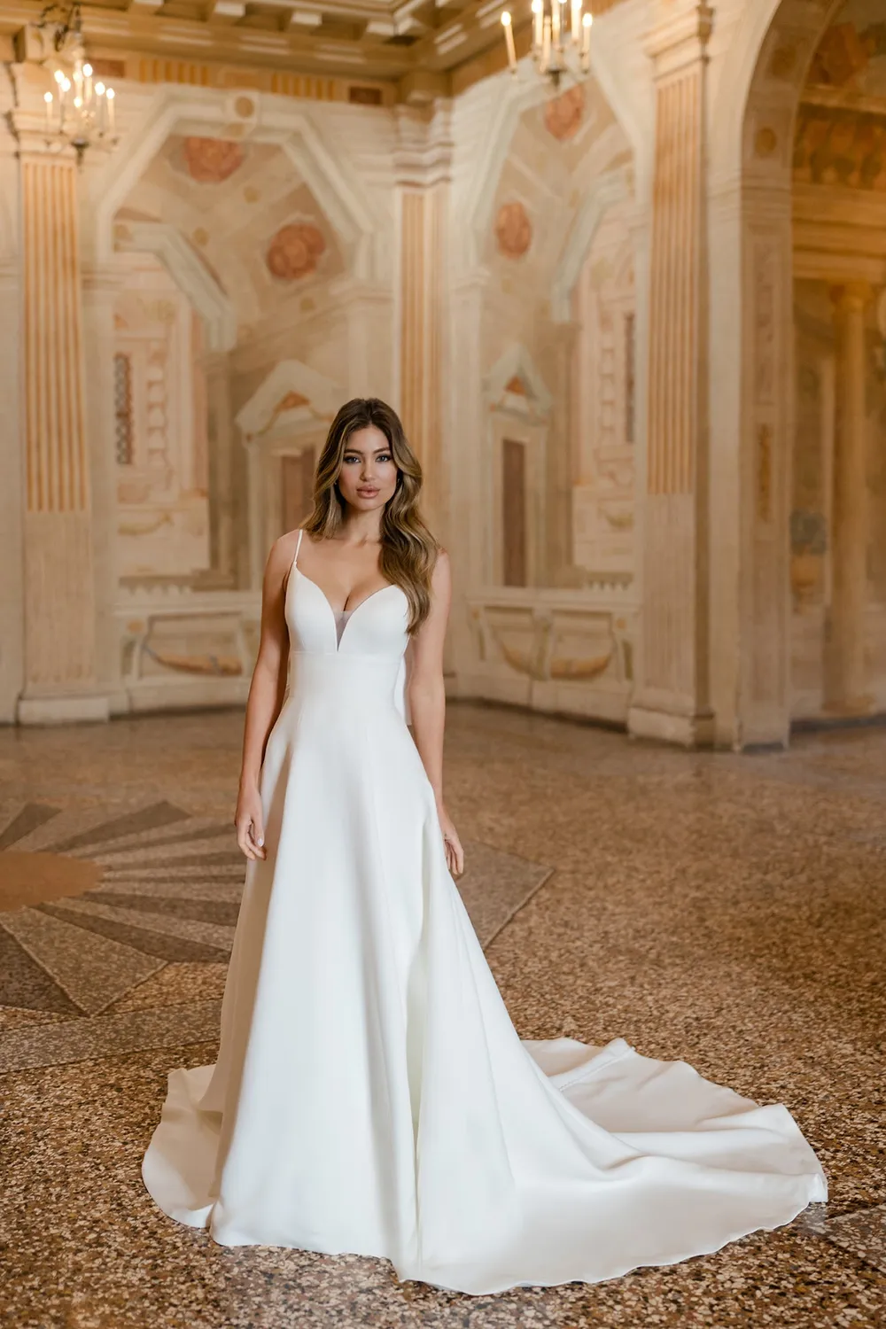 Allure Bridal Abella E623 Lucetta brudekjole Ivory