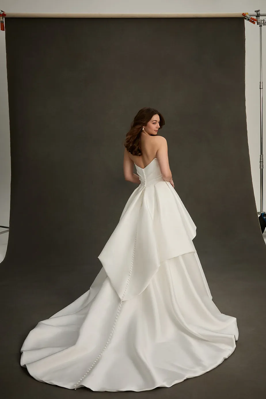 Allure Bridal Madison James MJ1277A Charlotte brudekjole rosé mikado