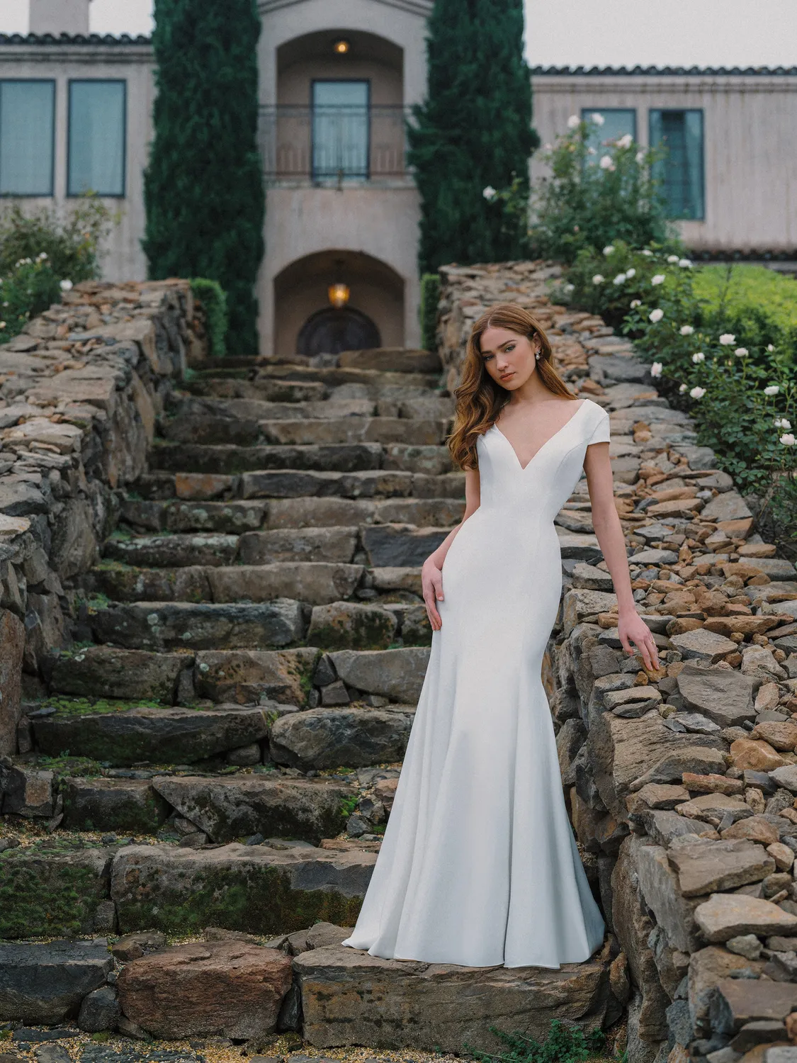 Allure Bridal A1485 brudekjole Ivory/Nude/Silver crepe