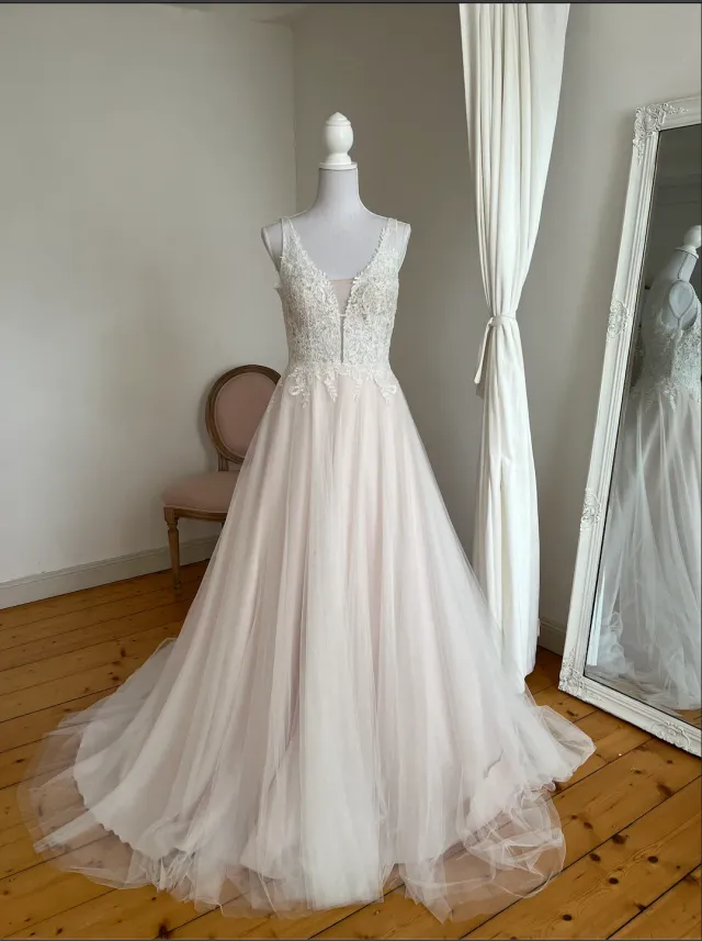 Sanna Lindström Brautkleid Laura brudekjole str. 38