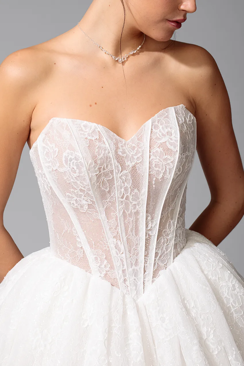 Bella by Eglantine BEL22731 brudekjole – prinsessesnit