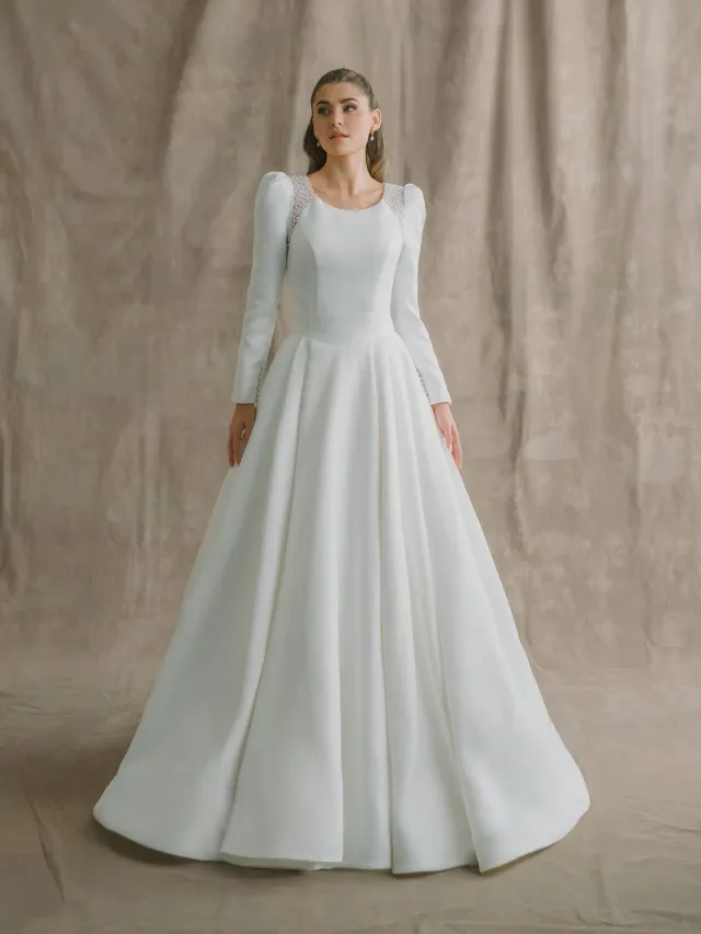 Allure Bridal Abella E603NC Genevieve brudekjole Ivory højhals