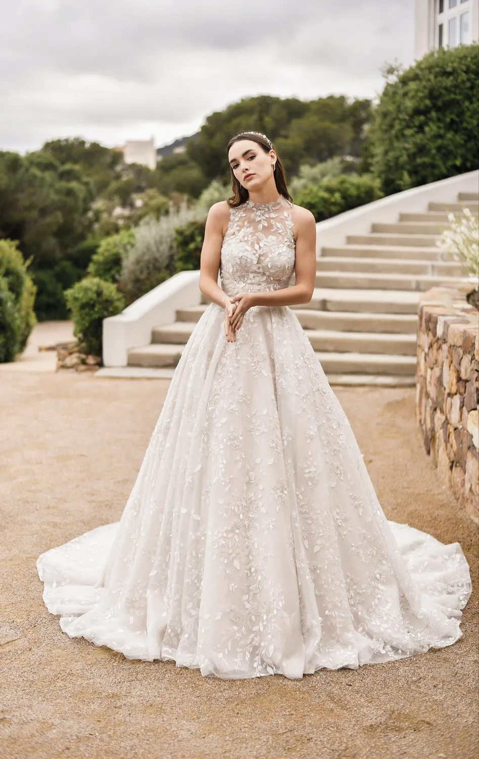 Bella by Eglantine BEL22518 brudekjole klassisk