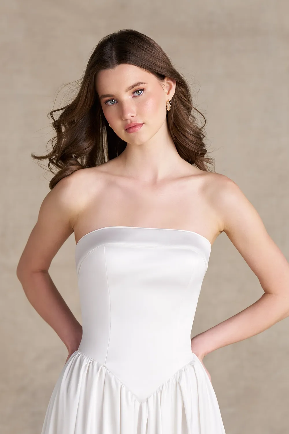 Allure Romance R3988 brudekjole ivory satin A-facon