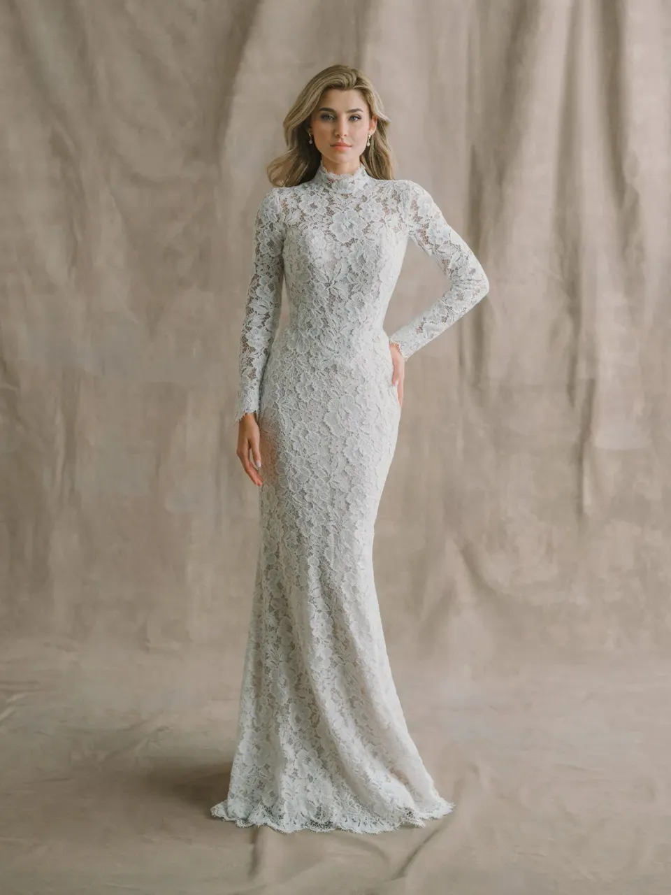 Allure Bridal E624 - Claire Austin brudekjole Nude/Ivory blonde lange ærmer