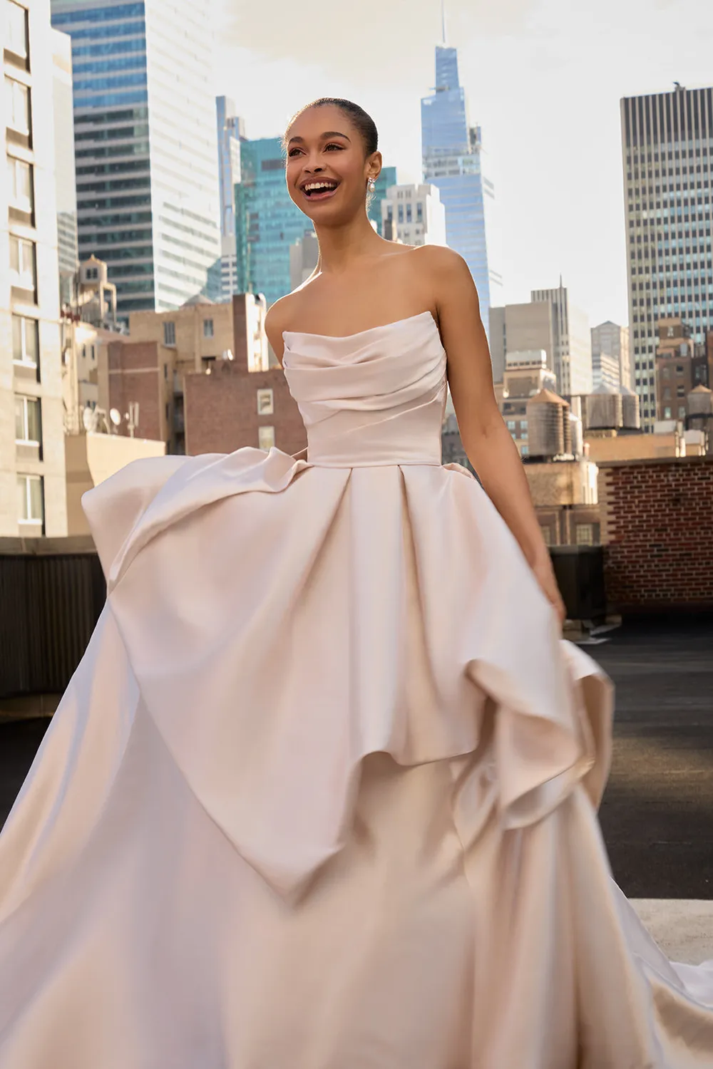 Allure Bridal Madison James MJ1277A Charlotte brudekjole rosé mikado