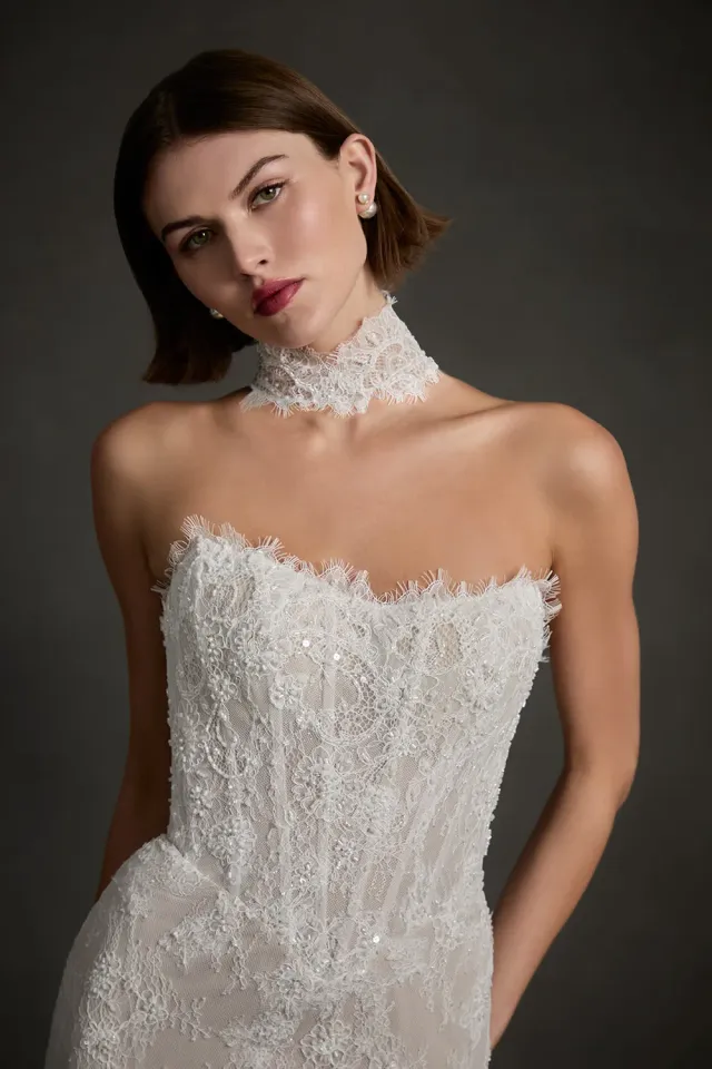 Allure Bridal Madison James CP85 choker Ivory blonde