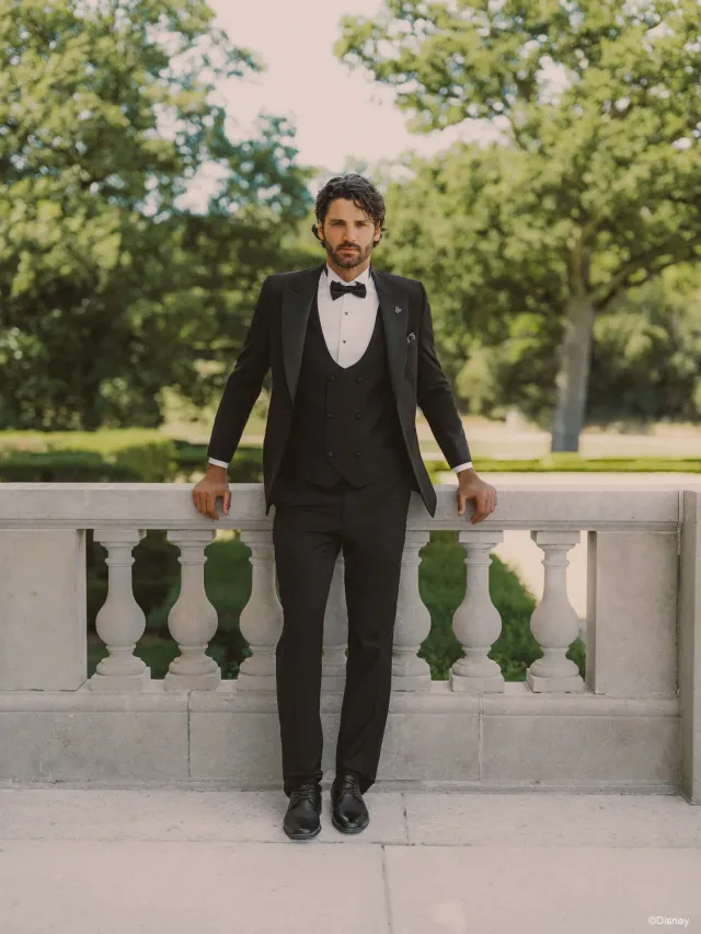 Allure Disney Tuxedo smoking ultra black satinrevers