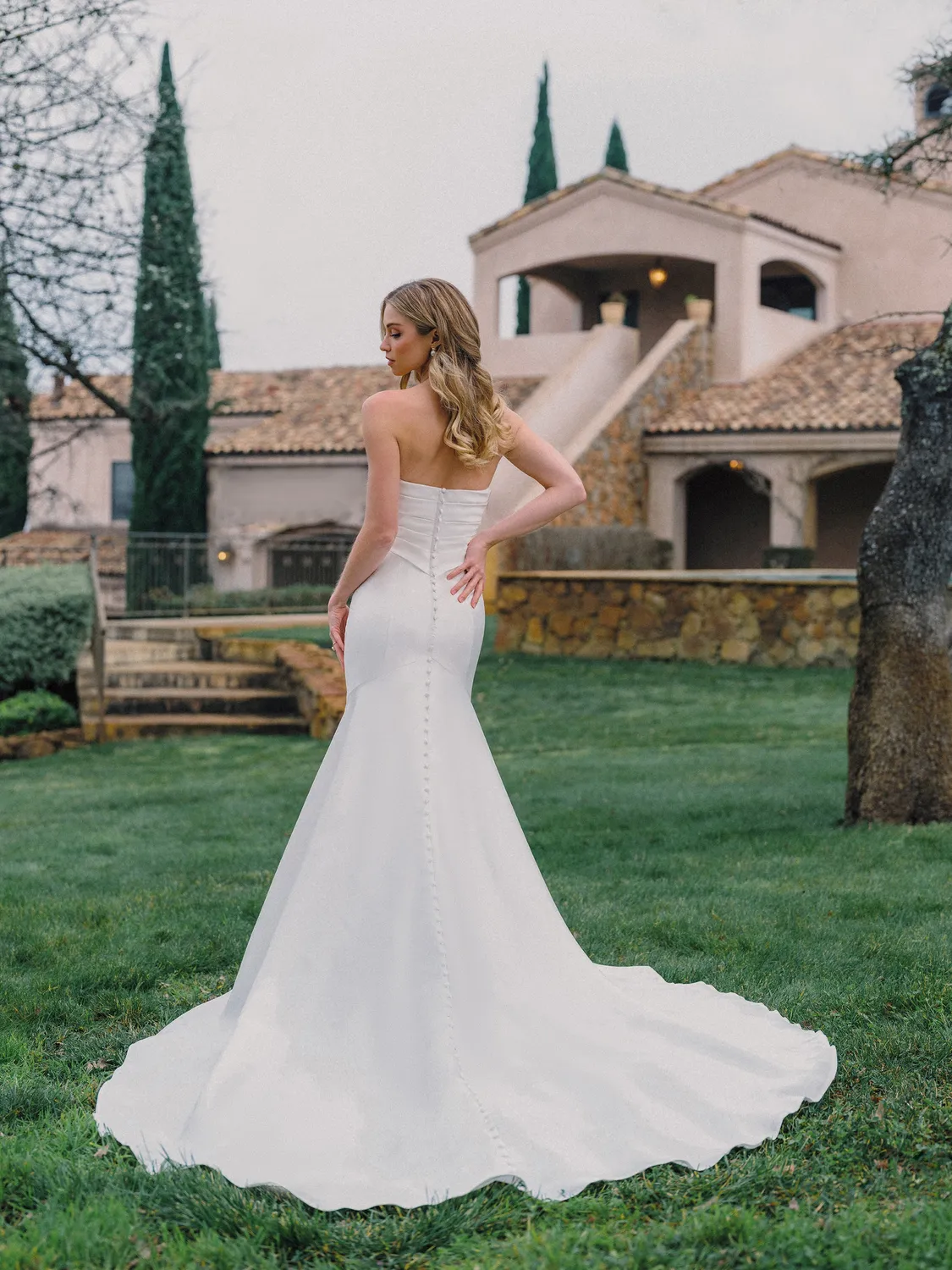 Allure Bridals A1488 brudekjole Ivory mikado fit-flare