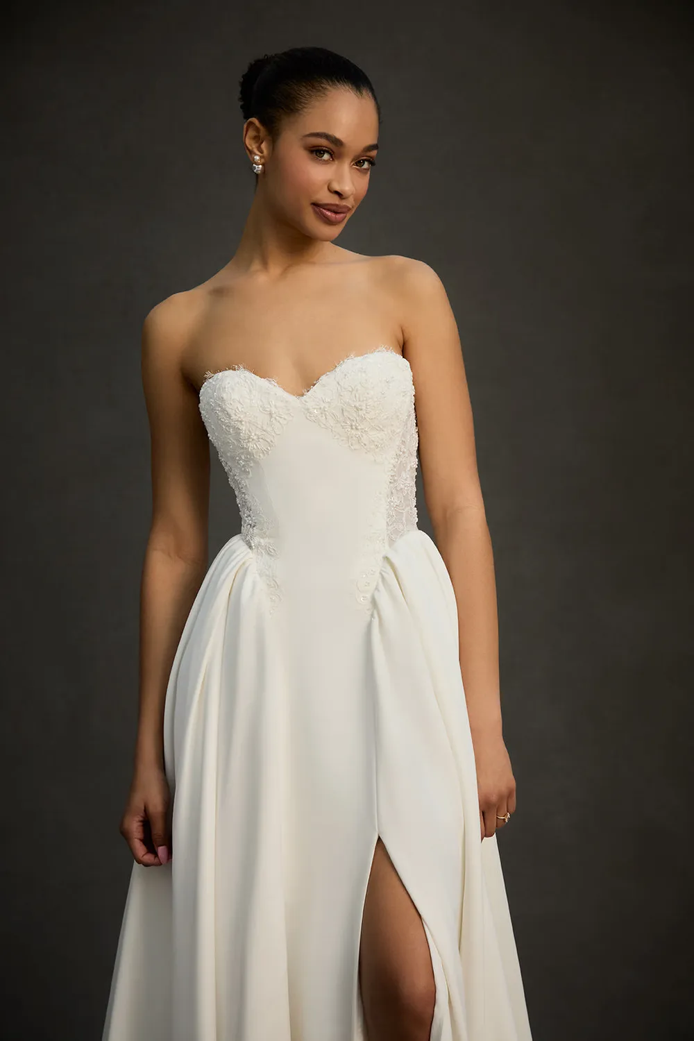 Allure Bridal Madison James MJ1284 Corinne brudekjole Ivory satin
