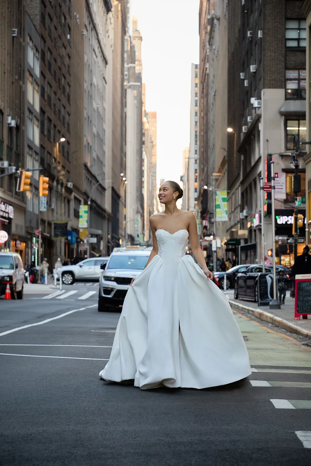 Allure Bridal Madison James MJ1284 Corinne brudekjole Ivory satin