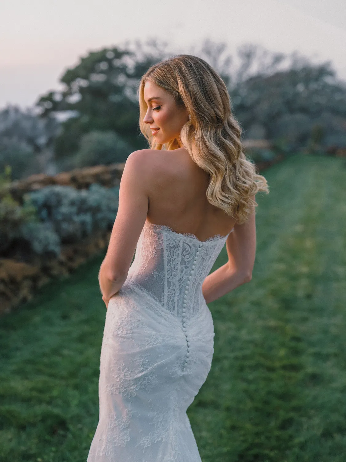 Allure Bridals A1499 brudekjole Ivory blonde