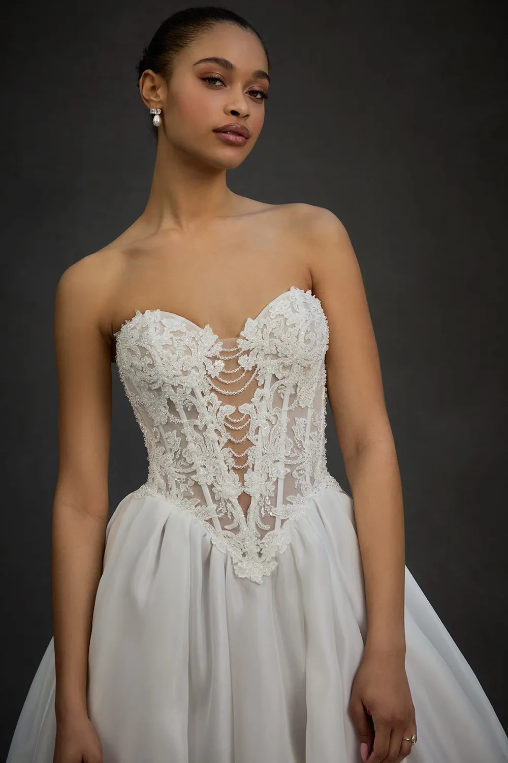 Allure Bridal MJ1272 Claire brudekjole Mocha/Ivory/Champagne/Nude blonde