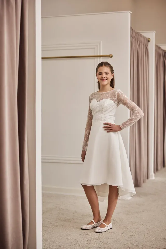Panayotis MINEA konfirmationskjole med French lace og snørreryg