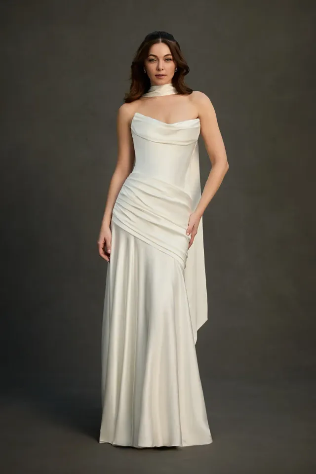 Allure Bridal MJ1289 Claribel brudekjole ivory satin med tørklæde