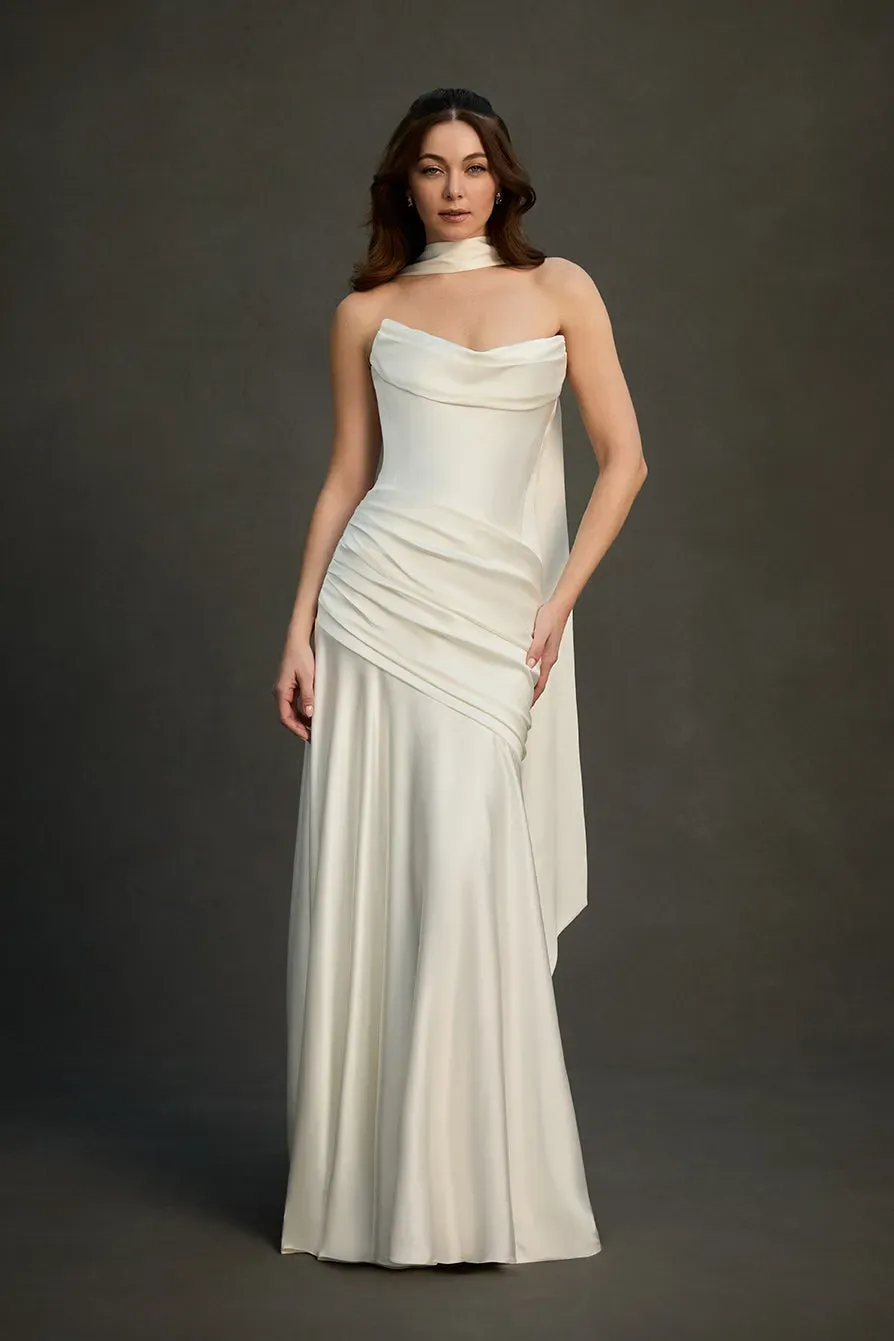 Allure Bridal MJ1289 Claribel brudekjole ivory satin med tørklæde