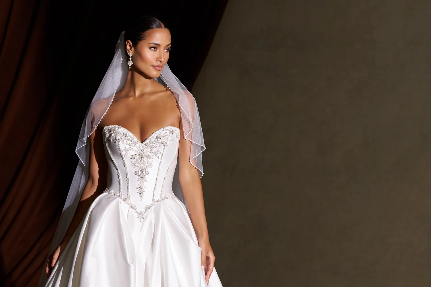 Allure Couture C842 brudekjole mikado diamond white