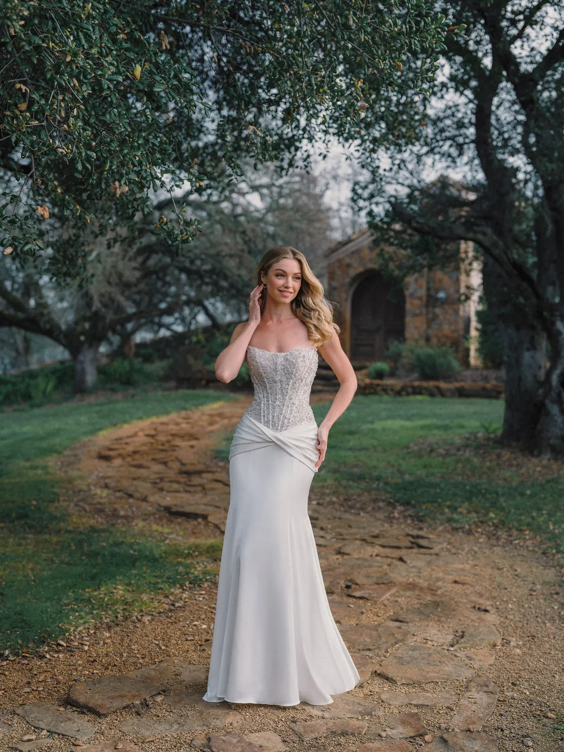 Allure A1491 brudekjole ivory satin fit-flare